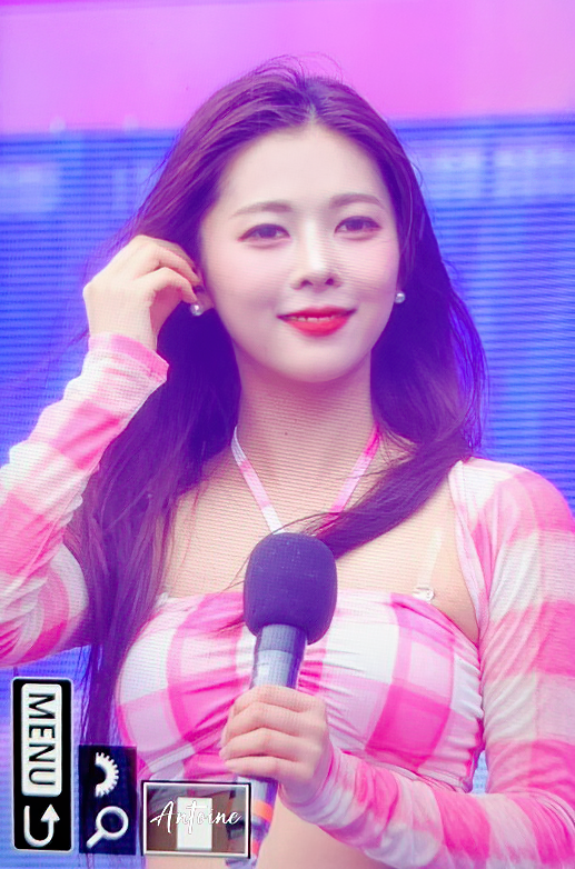 240601  Preview
언젠가 다현이가 더 큰 무대에 설 것이고, 그녀의 노력이 헛되지 않을 날이 올 것이라고 믿어요.
#서다현 #SeoDaHyun 
#트리플에스 #tripleS