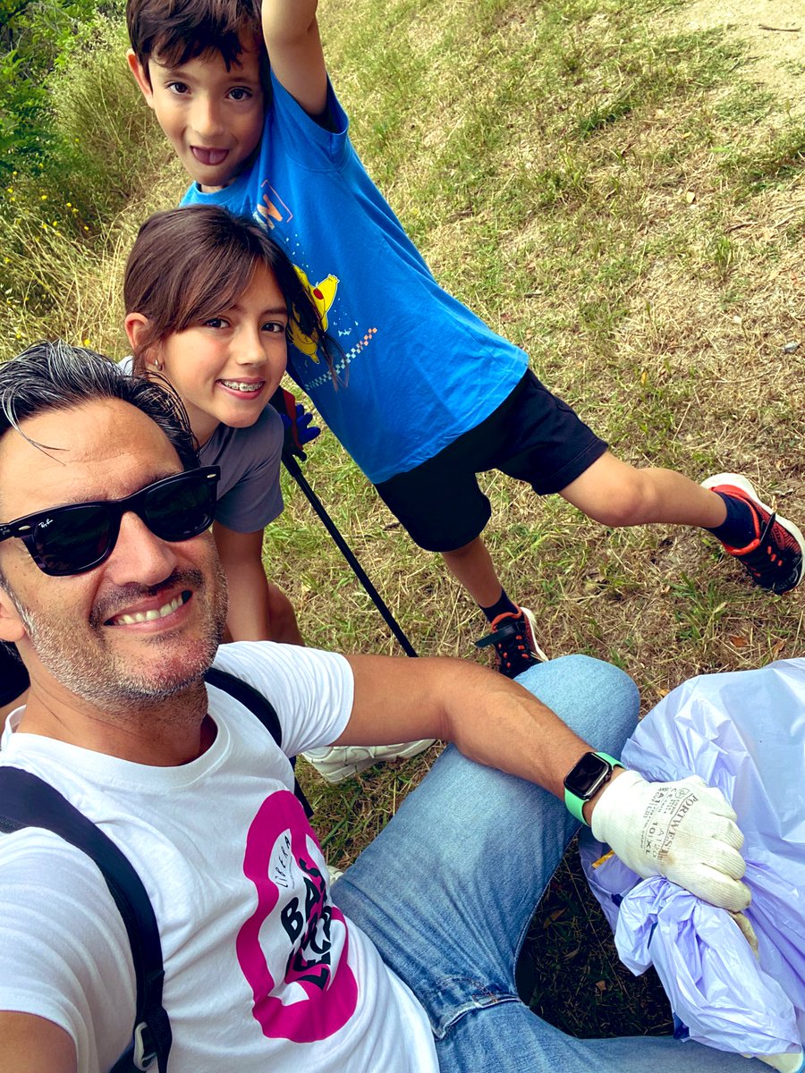 xbalaguev's tweet image. Siempre es un buen momento para salir a limpiar nuestro entorno de #basuraleza . Hoy 1 de junio nos juntamos miles de voluntarios #liberadores dentro de #proyectoLibera de @SEO_BirdLife y @ecoembes para hacerlo  posible ♻️🗑️🌲⛰️ #Libera1m2 💪