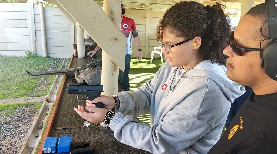 Pieter a.k.a Oom Piet tweet media