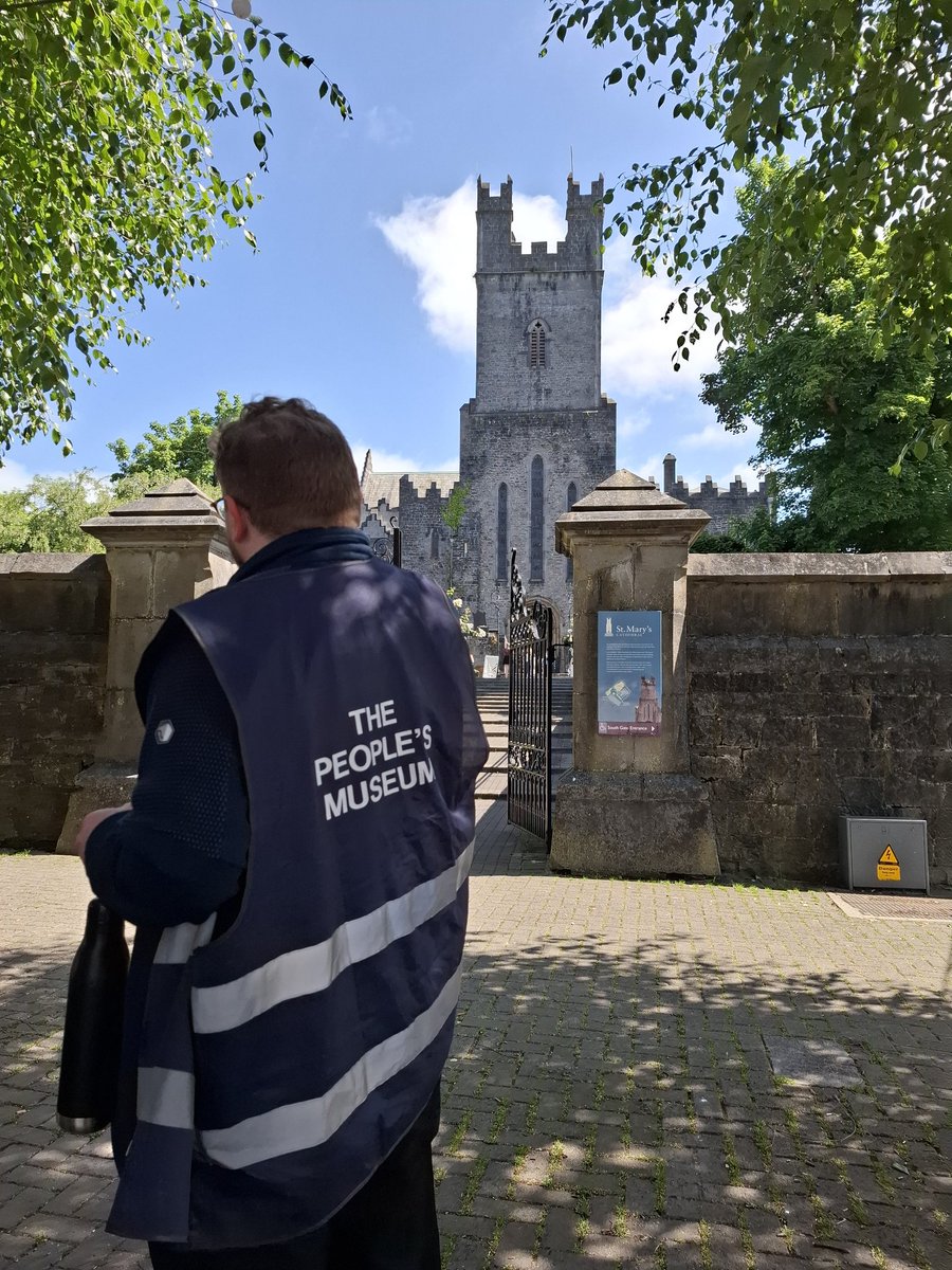 Day 2 of the Shannonside History Festival. Starting the day with a tour of Limerick city by <a href="/williamtoneill/">William O'Neill</a> of the <a href="/PeoplesMuseumLK/">The People's Museum of Limerick</a>