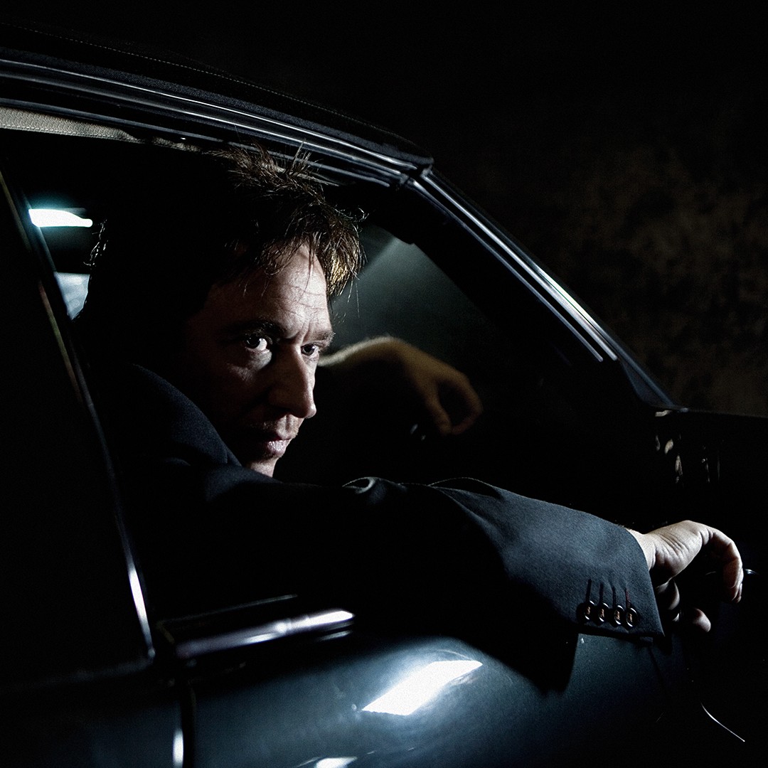 Happy Birthday, Alan Wilder, wishing you a great day, our old friend!

You all have a Two Minute Warning to raise a glass and listen to Recoil as loud as possible!