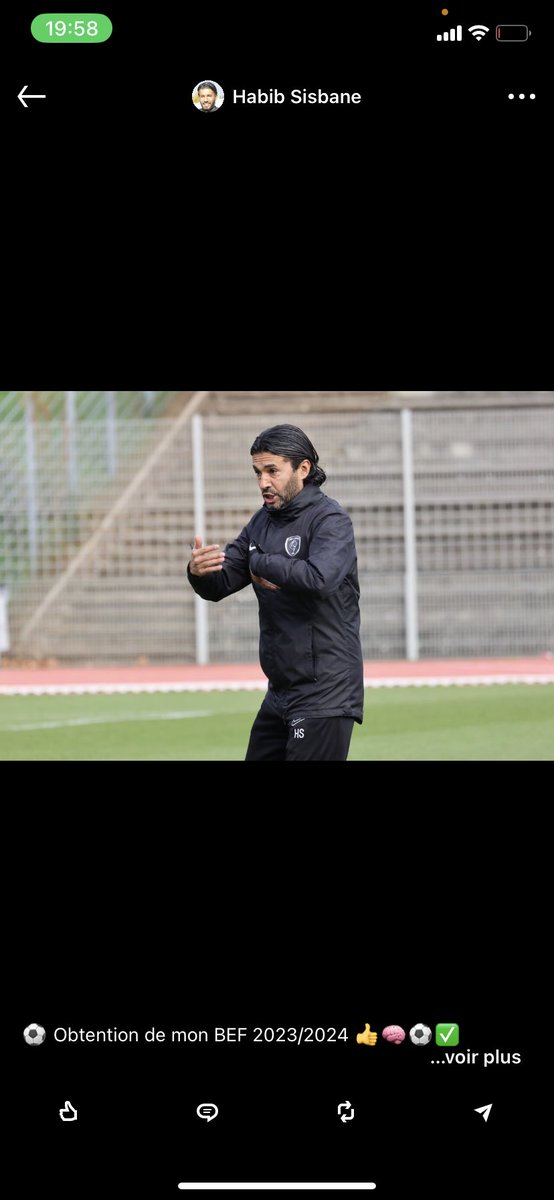 SisbaneH's tweet photo. Obtention de mon BEF 2023/2024 👍🧠⚽️✅

Fier de vous annoncer l'obtention de mon Brevet d'Entraineur de Football sûr les terrains avec Lyon la duchere ( Entraineur adjoint N3, Entraineur u 18 R1) https://t.co/TmEy1o5rzC