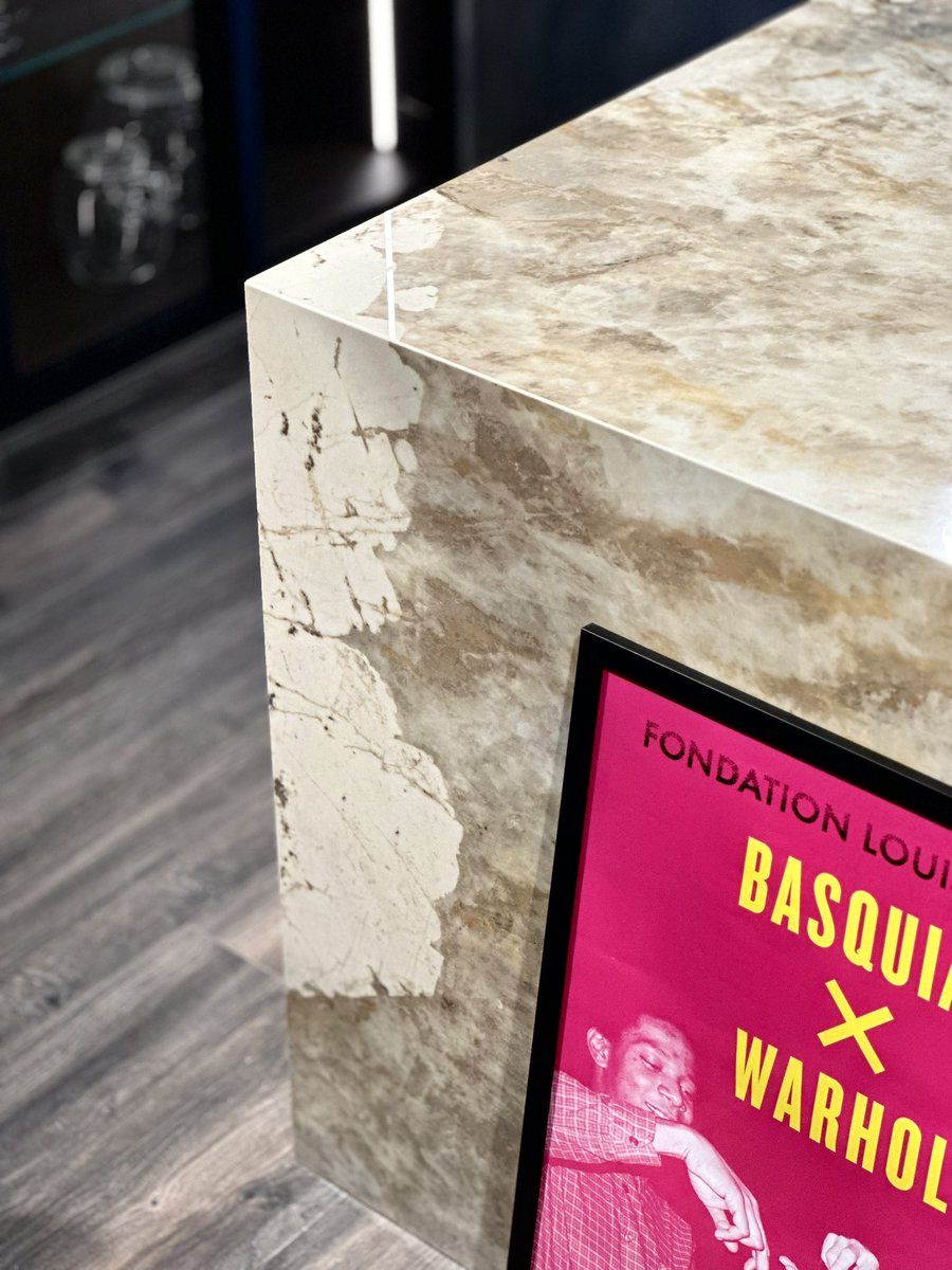 Break away from the ordinary. At Galerie Design, we craft kitchens that stand out. Discover the unique elegance of our designs and experience a new level of sophistication.

#italian #luxury #kitchen #renovation