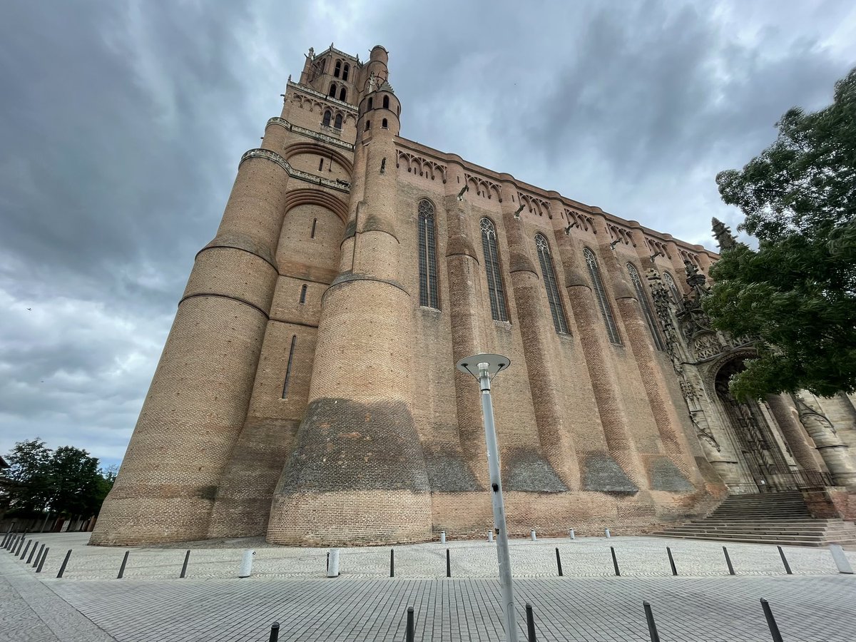 Tom Sutcliffe tweet media