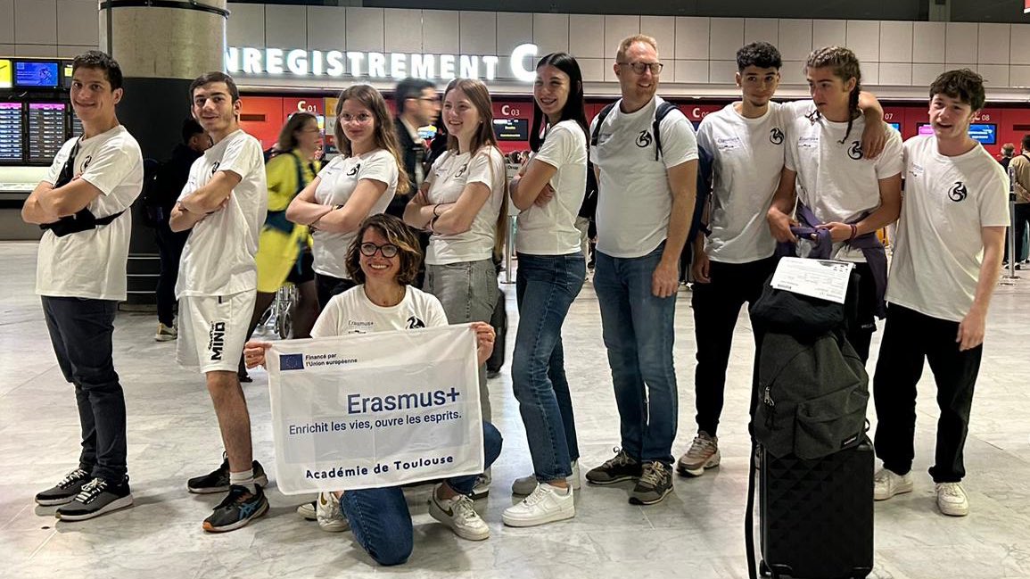 Lycée Jean Baylet tweet media