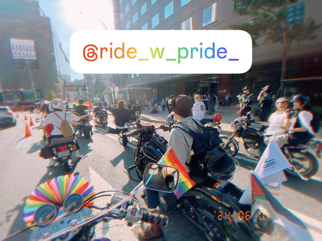 2024 제25회 서울퀴어퍼레이드에 함께해 주신 레인보우라이더스 여러분 고생 많으셨습니다˚‧｡♥｡‧˚

내년에도 또 만나요~!

#서울퀴어퍼레이드2024
#Yesqueer #예스퀴어
#레인보우라이더스