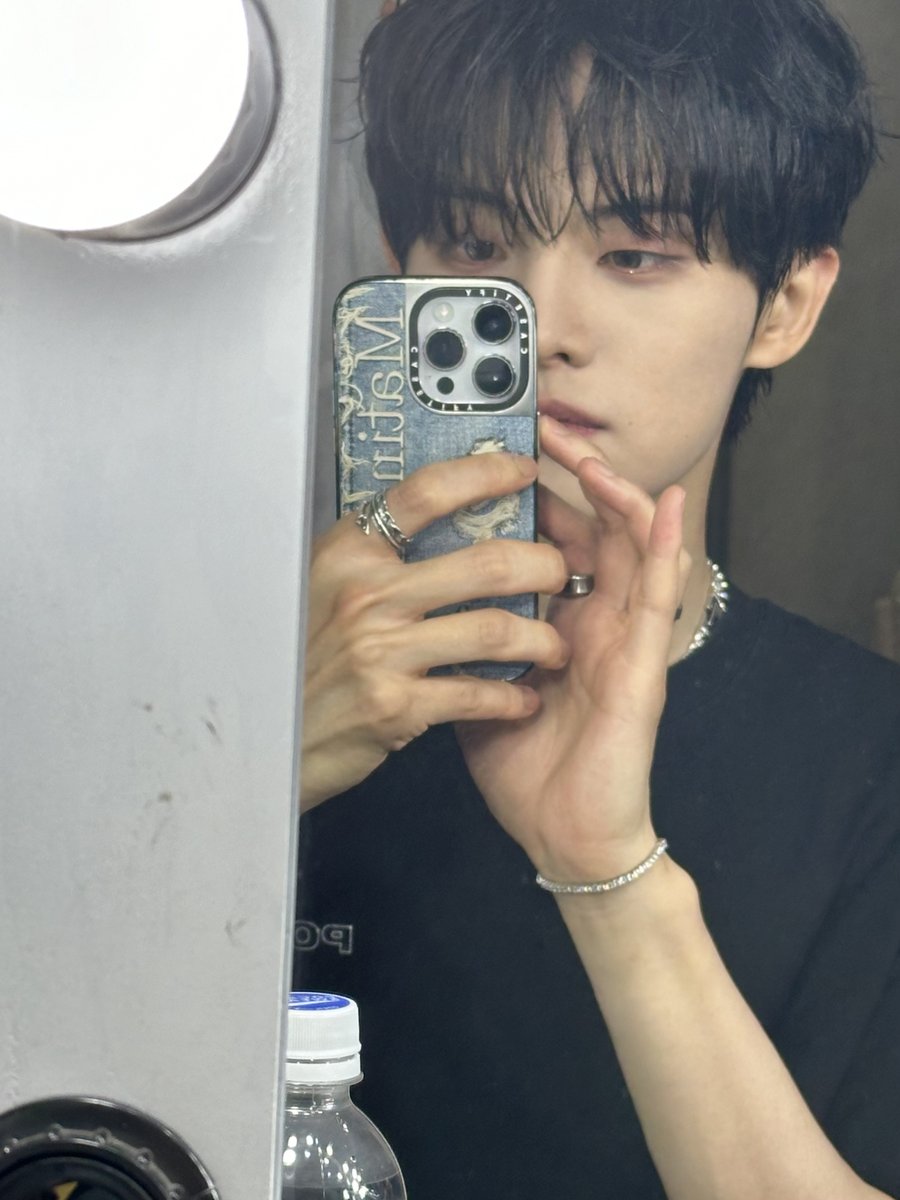 BAE173_member's tweet photo. [#제이민]

인도네시아 최고🫶
Aku mencintaimu, Indonesia🫶

#BAE173 #비에이이173
#JMIN https://t.co/XQtJbljOjW