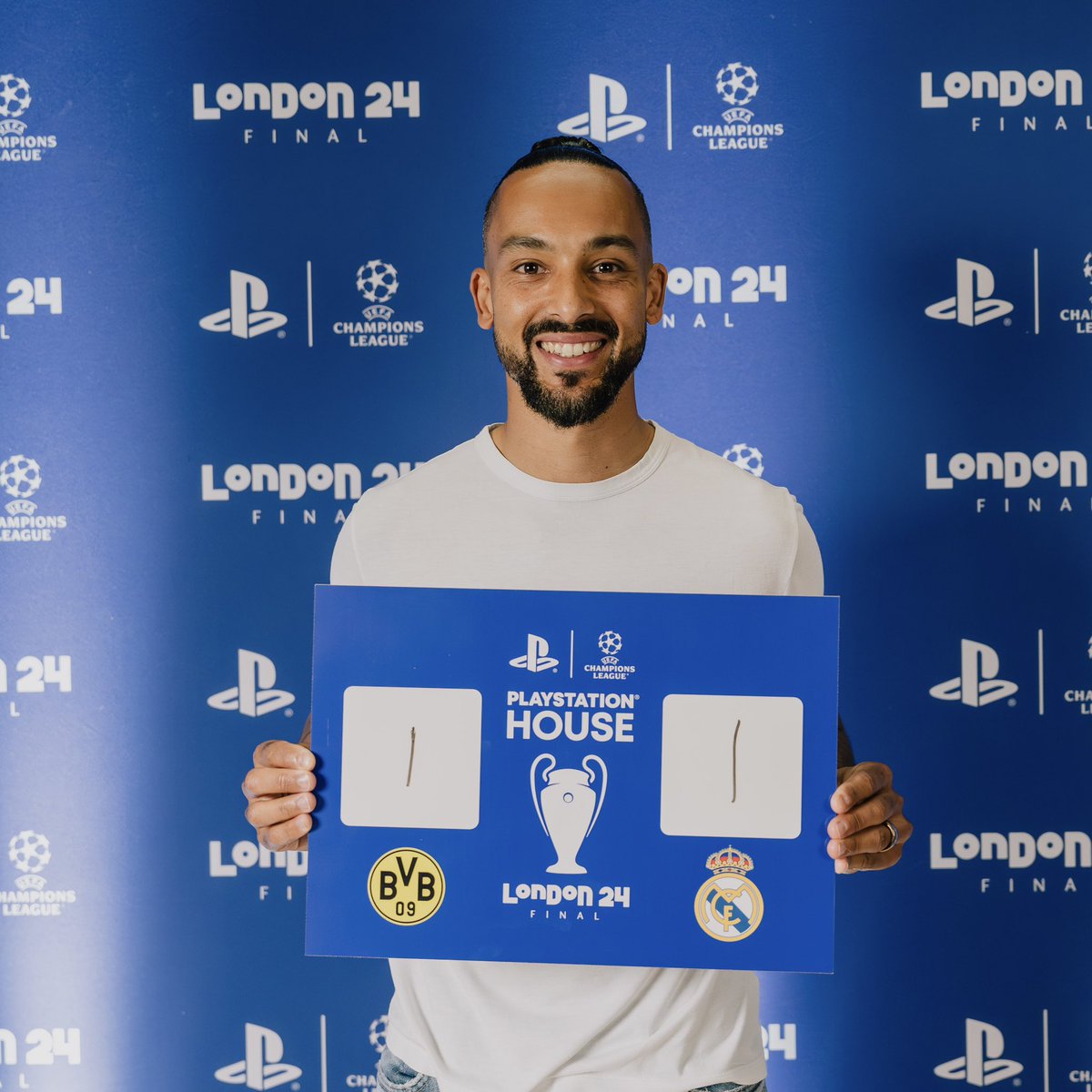 Theo Walcott (@theowalcott) on Twitter photo Here is my prediction ahead of tonight’s #UCLFinal …and a Real Madrid win on pens!!
Let’s hear yours ⬇️
#PlayStationHouse <a href="/PlayStation/">PlayStation</a> #Ad Here is my prediction ahead of tonight’s #UCLFinal …and a Real Madrid win on pens!!
Let’s hear yours ⬇️
#PlayStationHouse <a href="/PlayStation/">PlayStation</a> #Ad