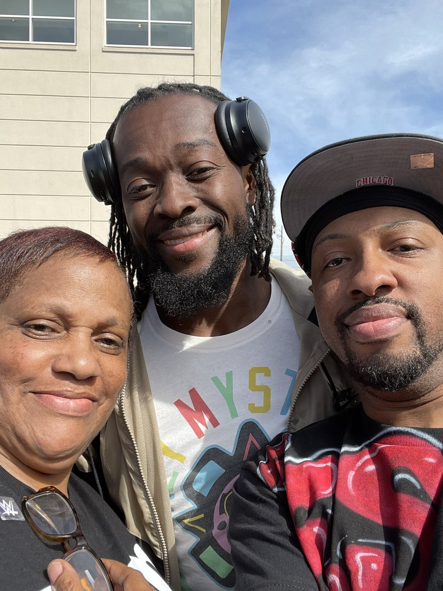 DJALL_REDDY's tweet photo. Dear @NajaBrinee my mom said well I haven’t watched wrestling in 15 years but I damn sure know @TrueKofi lol Thanks for the Mother’s Day gift Kofi #WweMacon #NewDayRocks #KofiOverTheYears https://t.co/9OItEF89Fv