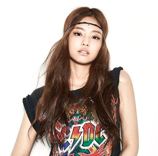 AboutMusicYT's tweet photo. 8 years ago today, Jennie was introduced as the first member of BLACKPINK. https://t.co/AcCnaq7Zru