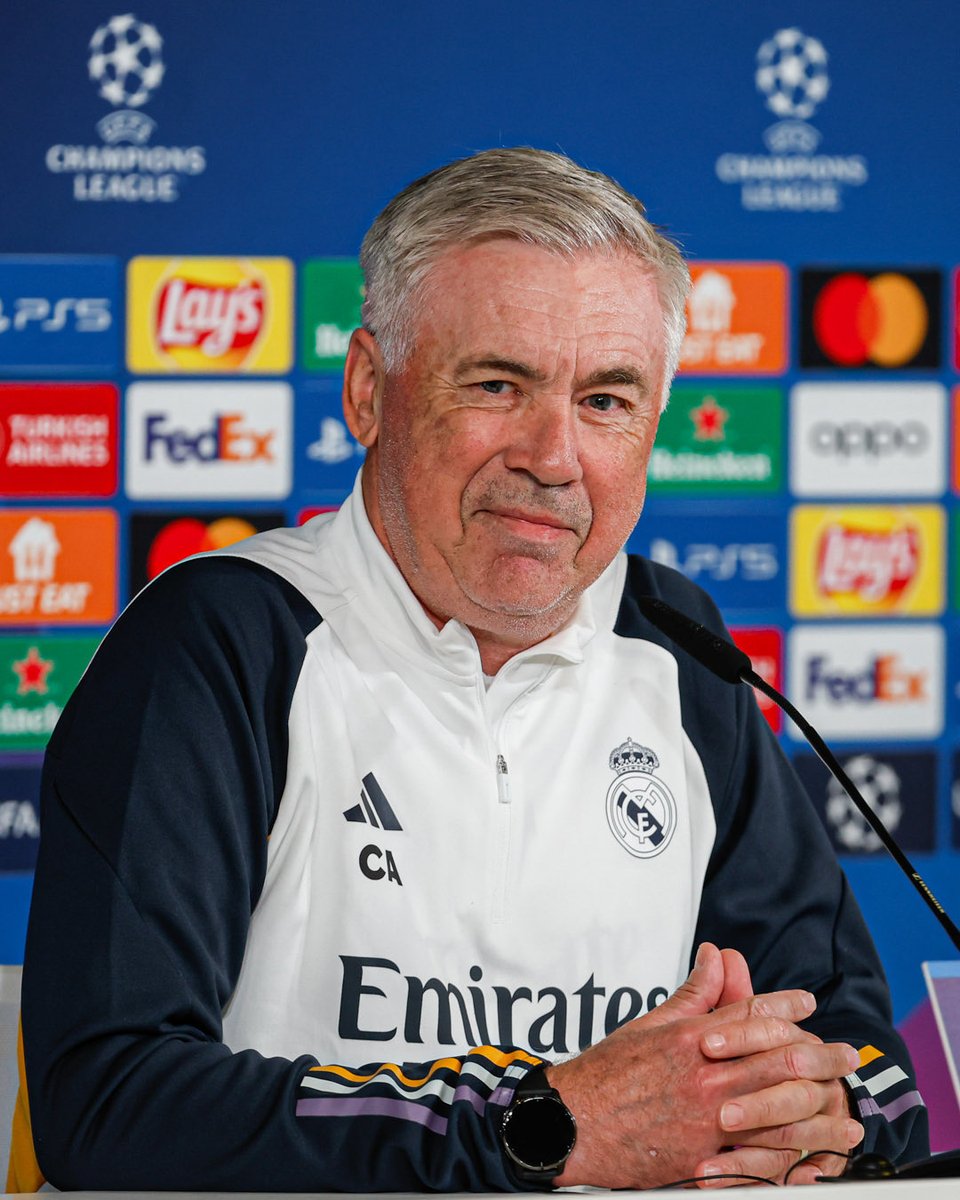 ANCELOTTI MISKIN TAKTIK ATAU PENGETAHUAN TAKTIKMU YANG MISKIN?!

<a href="/bergasss/">Bergas</a> coba sedikit mengeksplor sepak bola relasionisme ala Ancelotti. Bisa jadi semacam preview sebelum nonton Real Madrid di #UCLfinal nanti malam.

UTAS 🧵