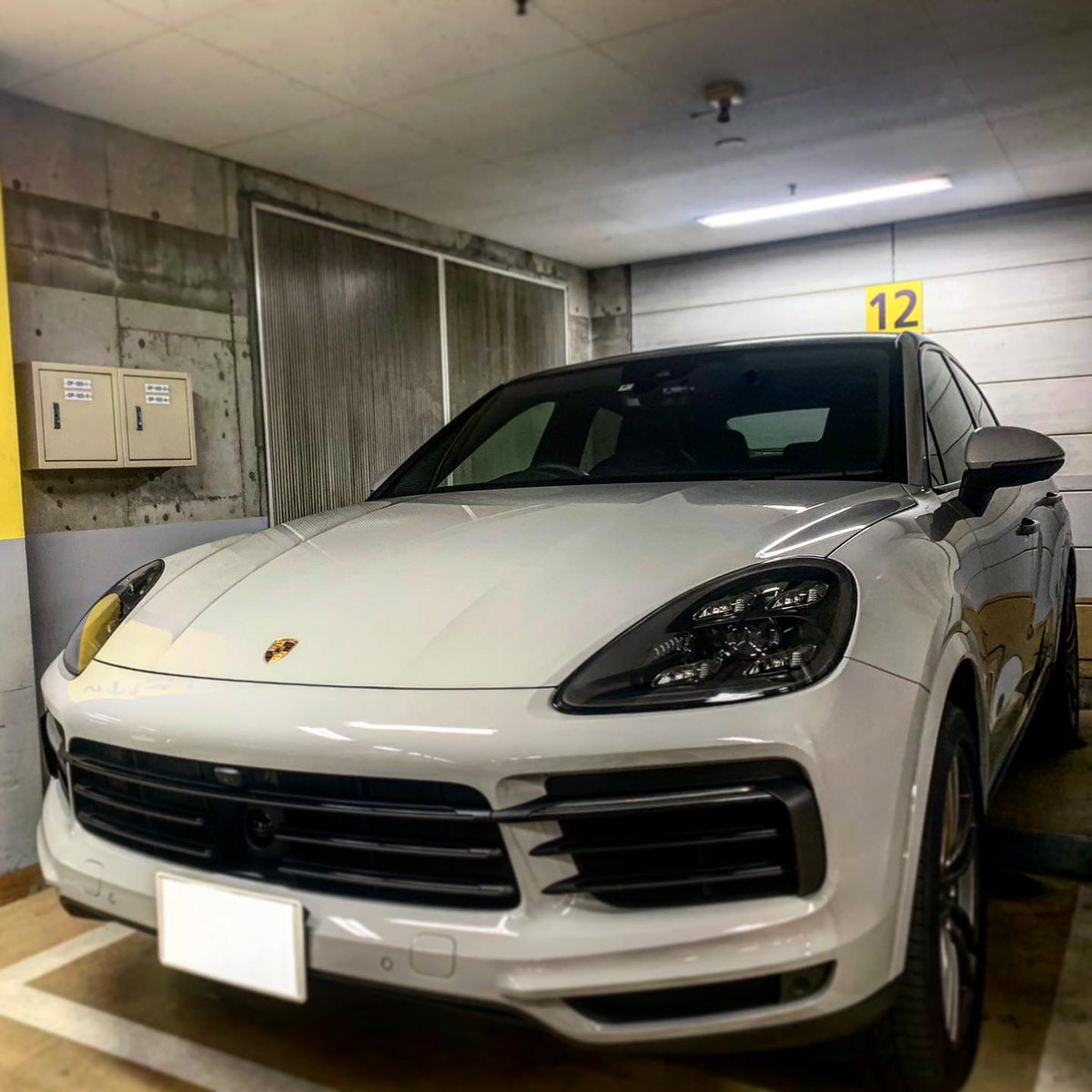 AnnetteAlf18186's tweet photo. ×PORSCHE🤍

たまにはこーゆーのUPしないと男性だと勘違いされてギャァーーー😬😑😩みたいなの来ます💌😂笑

今日は友人たち拾って六本木でカジュアルLunch🍴😋🤍
みんなそれぞれ頑張ってて最高の刺激もらえました👩🏼👩🏼👩🏻👩🏼🙌🏻

私もがんばらねば😩 https://t.co/sE2RMAKmSE