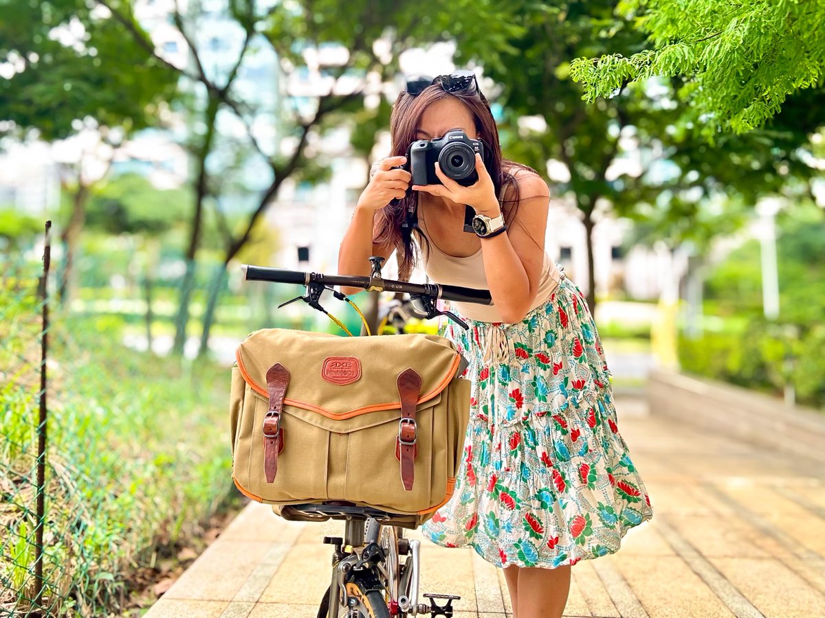 BIKEgangUK's tweet photo. https://t.co/iy6Sz1LOdH
#MiniMODs Outing Camera #Brompton bag (#RXExMiniMODs)
#TYBLR rack system Take your Bag, Leave Rack. No more blocky block on bag
#Cordura Weather Proof Material #Xform padding
#BIKEgangGroup #BIKEgang #BromptonLife #BromptonMODs https://t.co/5XSNaESgIR
