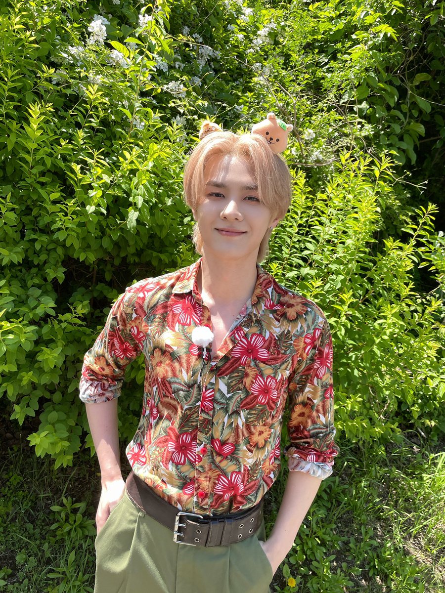 WayV tweet media