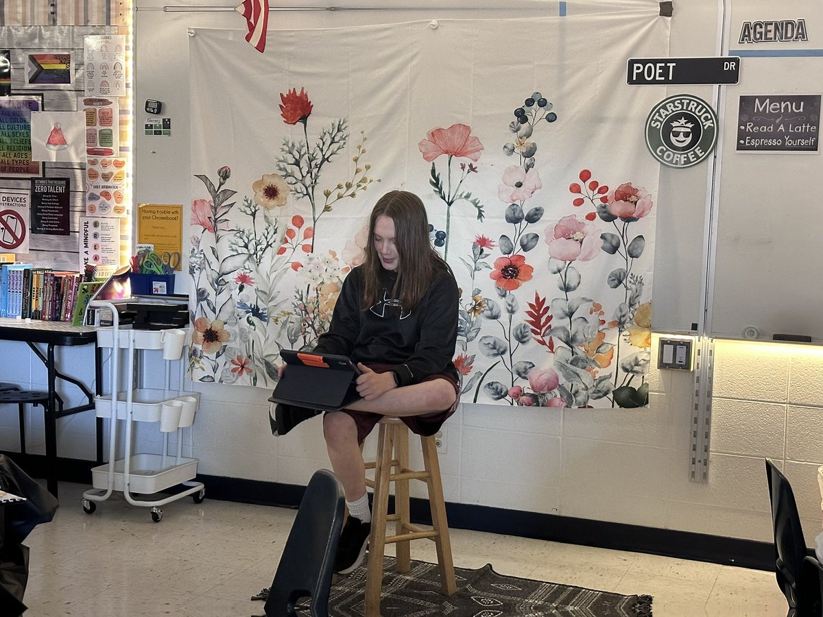 Ms__Jahn's tweet photo. End of the year poetry slam was a huge success! #poetry #youngvoicesmatter #bettertogether https://t.co/LSYsrCyl6E
