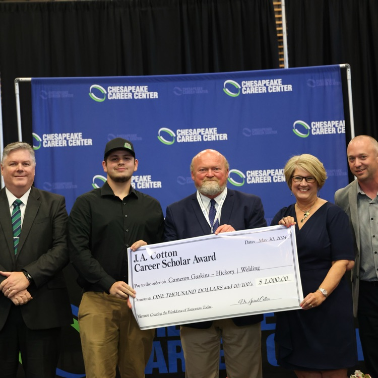 WeAreHickory's tweet image. We are so proud of our CCC Hawks who have secured the next step towards their future! #chesapeakecareercenter #workforceready #hawkyeah #flyfearlessly