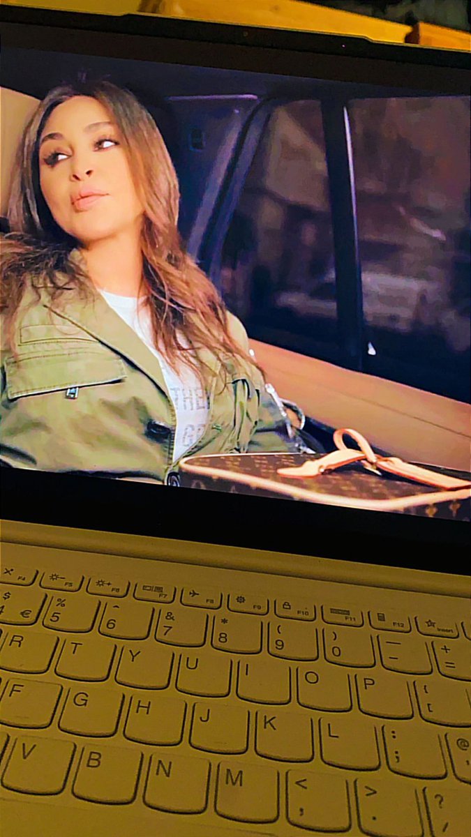 JDMehdi245's tweet photo. Rewatching this masterpiece for the 144151515515 time 😍😍😍😍
#its_ok
@elissakh 
@ERecordsMusic https://t.co/9rJGvMytNI
