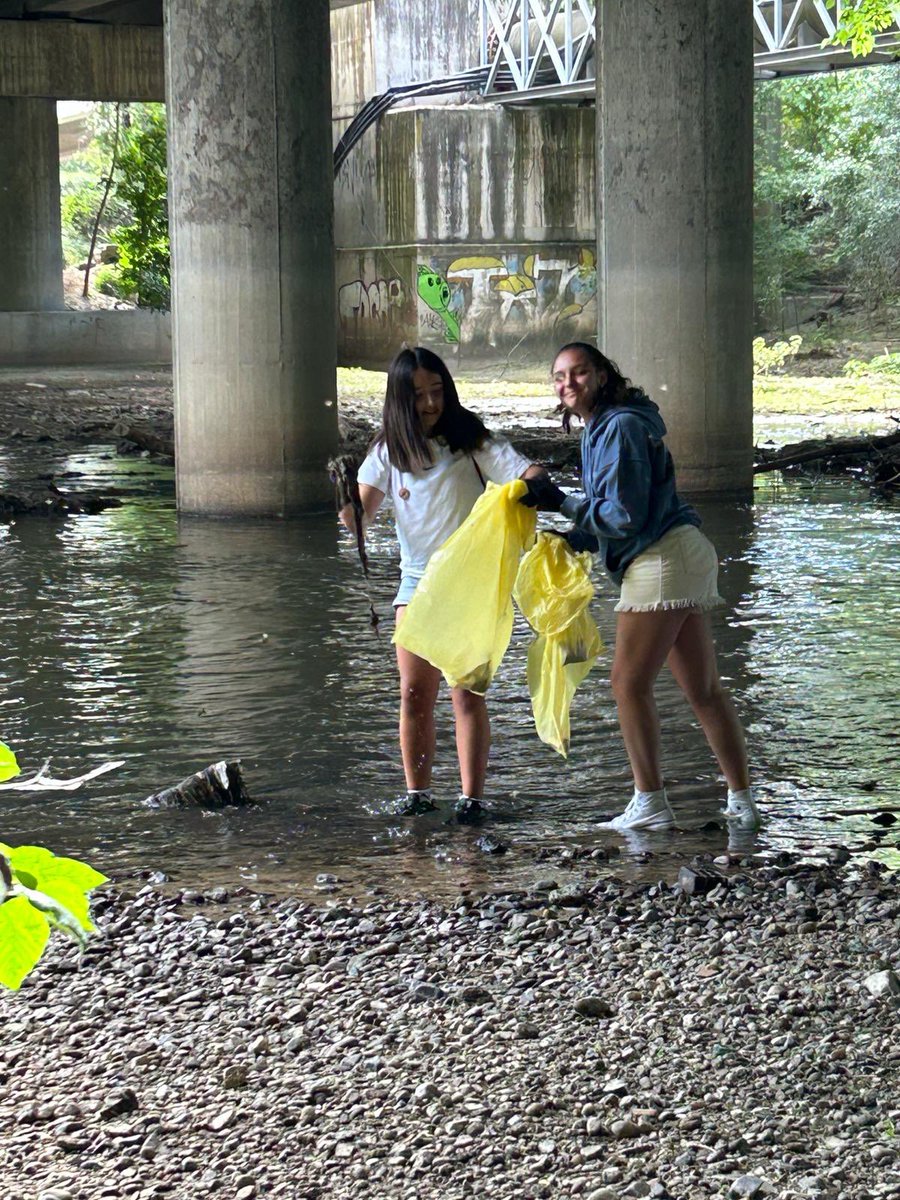 nievesrey's tweet image. La generación Z también se moja contra la #basuraleza. Por su futuro #libera1m2 @SEO_BirdLife @ecoembes