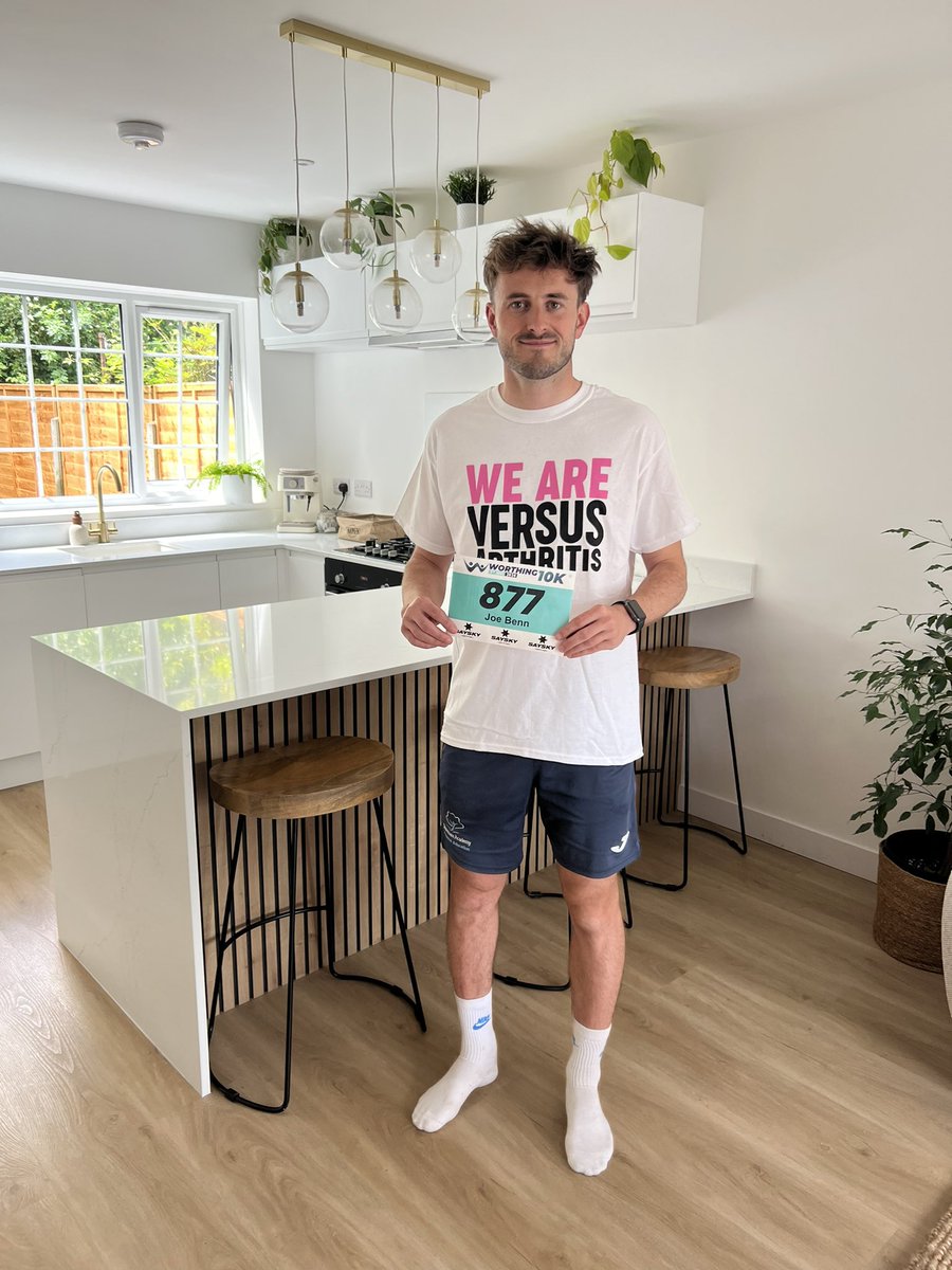 justgiving.com/page/chloe-coo…

One week to go! This is counting as pre season too! 😂🙌🏼

Original target was £300 and the fact we are only £200 away from £1000 is mad!!!!