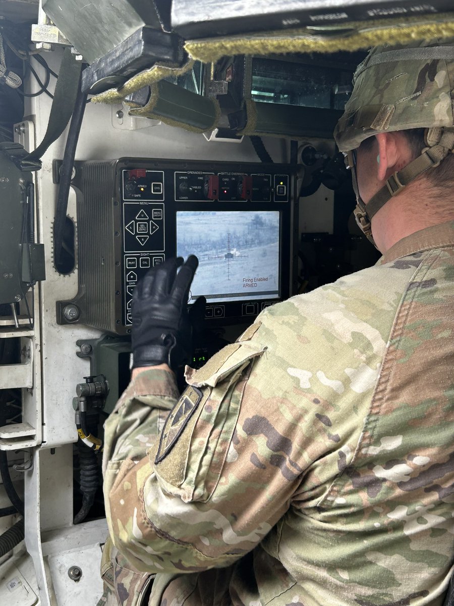 USArmySLC's tweet image. Class 24-007 leads the charge. This week students received institutional training on SBCT Sustainment, Training Management, SBCT Weapons Introduction, DIDEA and continued education on Tactics / Employment. 
-We Lead the Way- 
#Truthandcourage  #BraveRifles #alwaysready