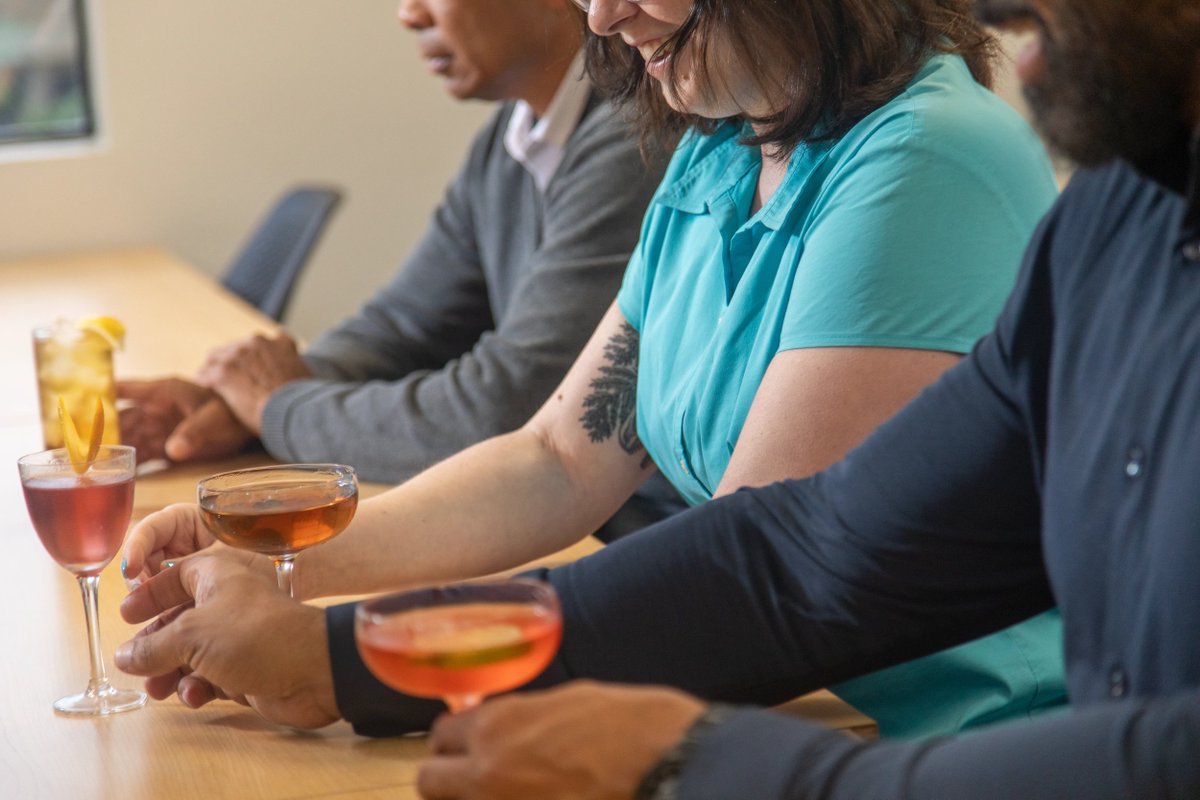 iceculinary's tweet image. Los Angeles 🚨🌴☀️🍹 Join us Friday, June 7th at ICE-LA from 6-9pm PDT for our Tiki Classic Summer Sippers Mixology Class! 
More info here: ow.ly/OL5550S4F7J
#ICEculinary
.⁠
.⁠
.⁠
.⁠
.⁠
 #skill #tips #wine #vino #sommelier #school #winetasting #mixology #mixologyclass