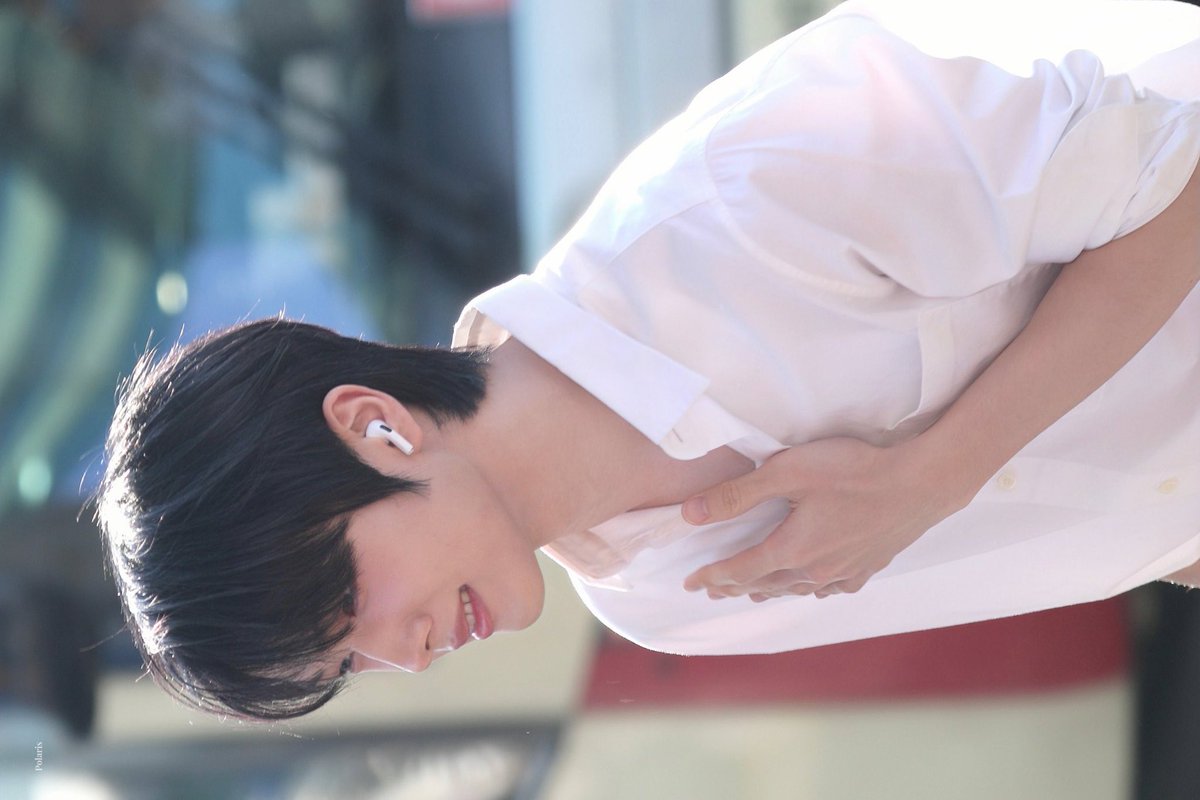 wewereinplanet's tweet image. 레전드자연광지성으로볼수있는
지성성장기 …………// ♪