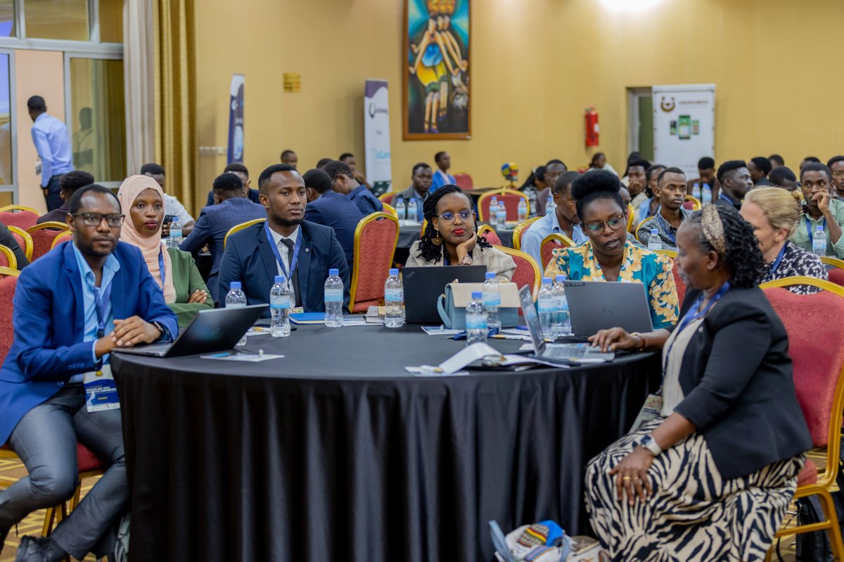 medsar_rwanda's tweet photo. 1/2
GUEST OF HONOUR
“There is no better place to be today, except Here in MEDSAR day��  @mnls_nke at #MEDSARDay2024 #ScientificConference, "Adolescent sexual and reproductive health is not only a health issue but a matter of national development." https://t.co/GhCDI4Abo5