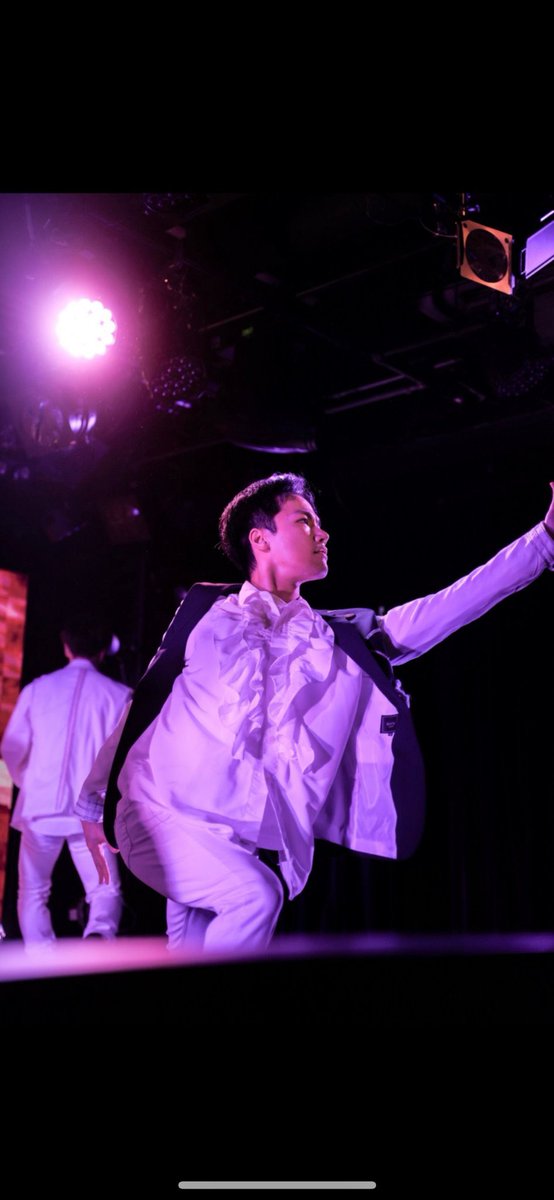 ダンス&amp;パフォーマンスショー 
Bistro Cʼmon (ビストロ・カモン)

素敵なお写真集~シェフ🧑‍🍳~

約1年間出演しましたこちらのショー
ご来場頂き撮ってくださった皆々様に感謝の気持ちを込めてお気に入りをいくつか載せさせて頂きます！
本当にありがとうございました！
#bcm_now
#ビストロカモン