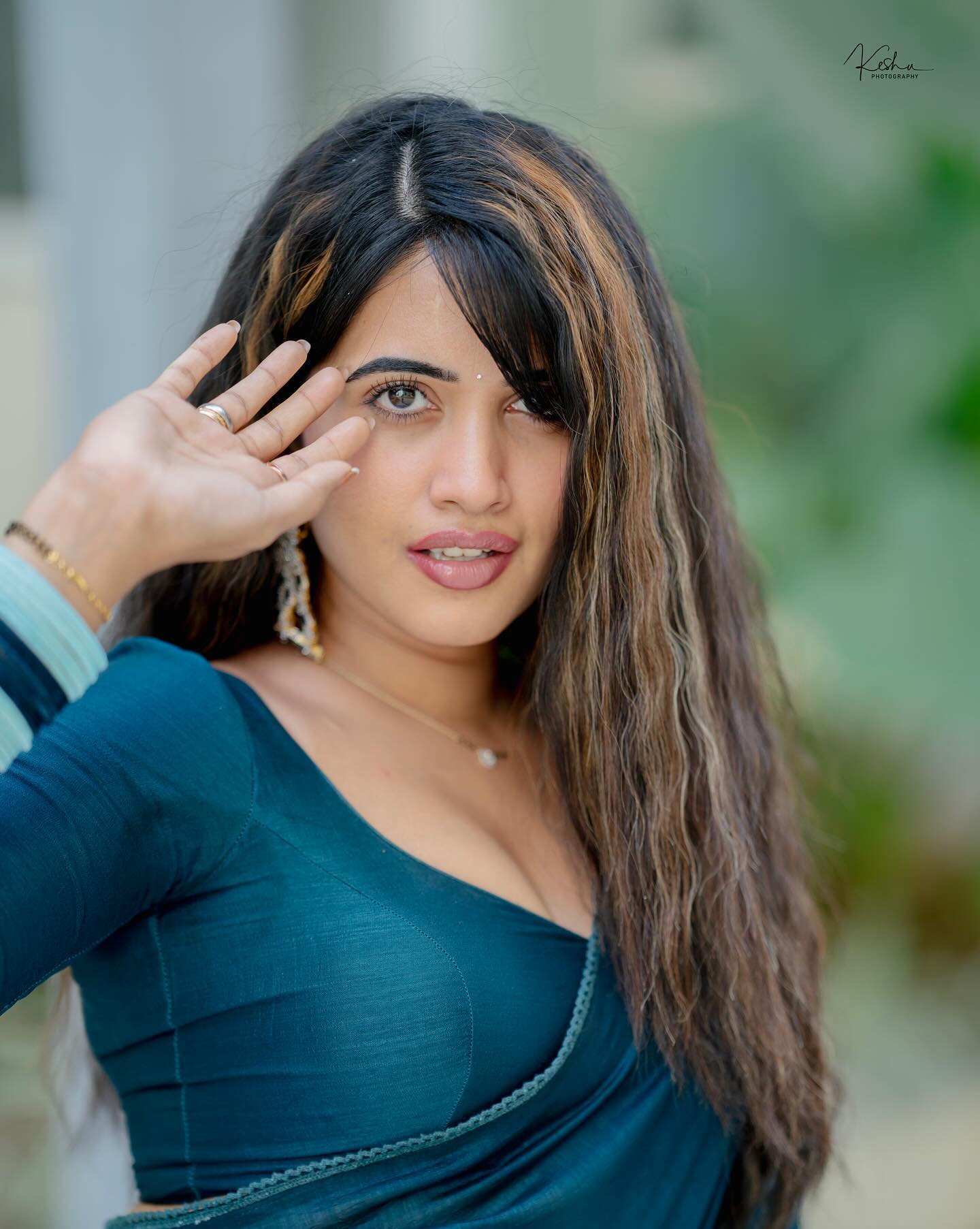 GO_azBqbEAAPoZS?format=jpg&name=large