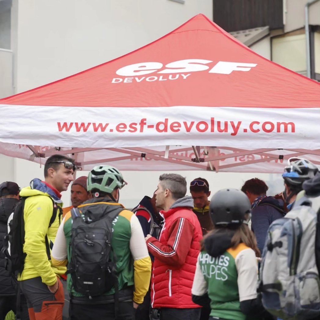 🚨 Montagne / L'ESF et Cyprien Sarrazin ont mené une opération ramassage de 350 kg de déchets à Superdévoluy
ledauphine.com/skichrono/2024…