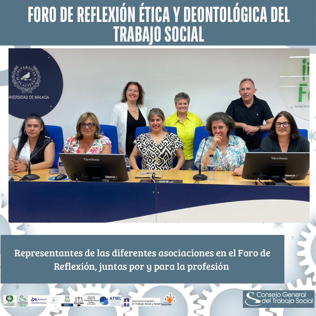Representantes de las Asociaciones de diferentes ámbitos en el Foro de Reflexión Ética y Deontológica del Trabajo Social