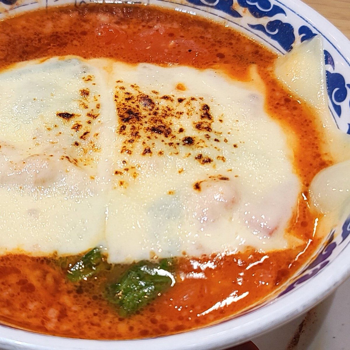 easySnap's tweet photo. 亀王トマトラーメン https://t.co/NV0DNekSH5
