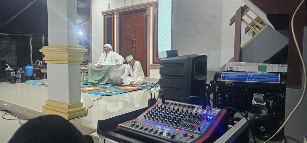 linurulinsan's tweet photo. Majelis Ilmu &amp; Dzikir Laduna Ilma NI dengan Mata kuliah "Ma'rifatul Kaffarat" mengenal pengampunan dosa. https://t.co/6xrWTBovhf