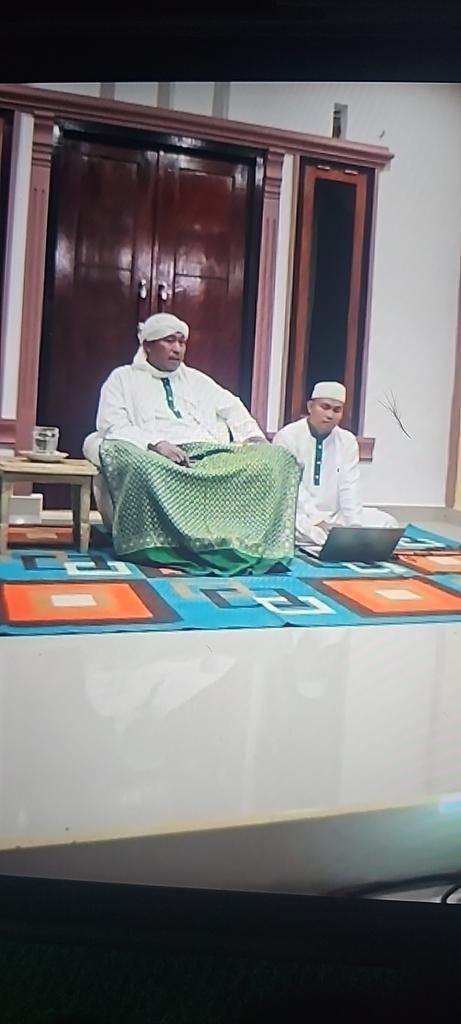 linurulinsan's tweet photo. Majelis Ilmu &amp; Dzikir Laduna Ilma NI dengan Mata kuliah "Ma'rifatul Kaffarat" mengenal pengampunan dosa. https://t.co/6xrWTBovhf