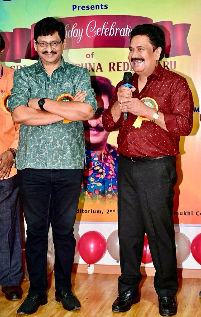 santoshamsuresh's tweet image. Elevates Elite Cultural Association Celebrated Director #S.v.KrishnaReddy Garu Birthday 

Birthday wishes to Director #SVKrishnaReddy garu✨  

#hbdsvkrishnareddy  #svkrishna #SureshKondeti @santoshamsuresh