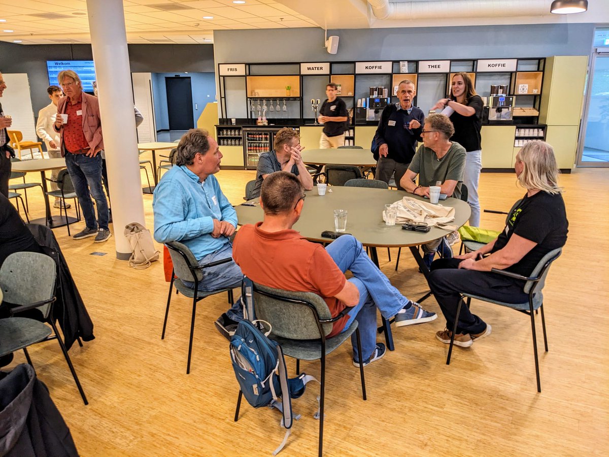Een geslaagde <a href="/fietsersbond/">Fietsersbond</a> ledenraad! Na presentaties volgden workshops over 30 km/u in Amsterdam, speedpedelecs en het opzetten van nieuwe afdelingen. Er waren speeddates met leden van de Iedereen Mobiel Community en tips van <a href="/UtrFietsoverleg/">Utrechts FietsOverleg - UFO</a> voor fietsverlichtingsacties 🚲