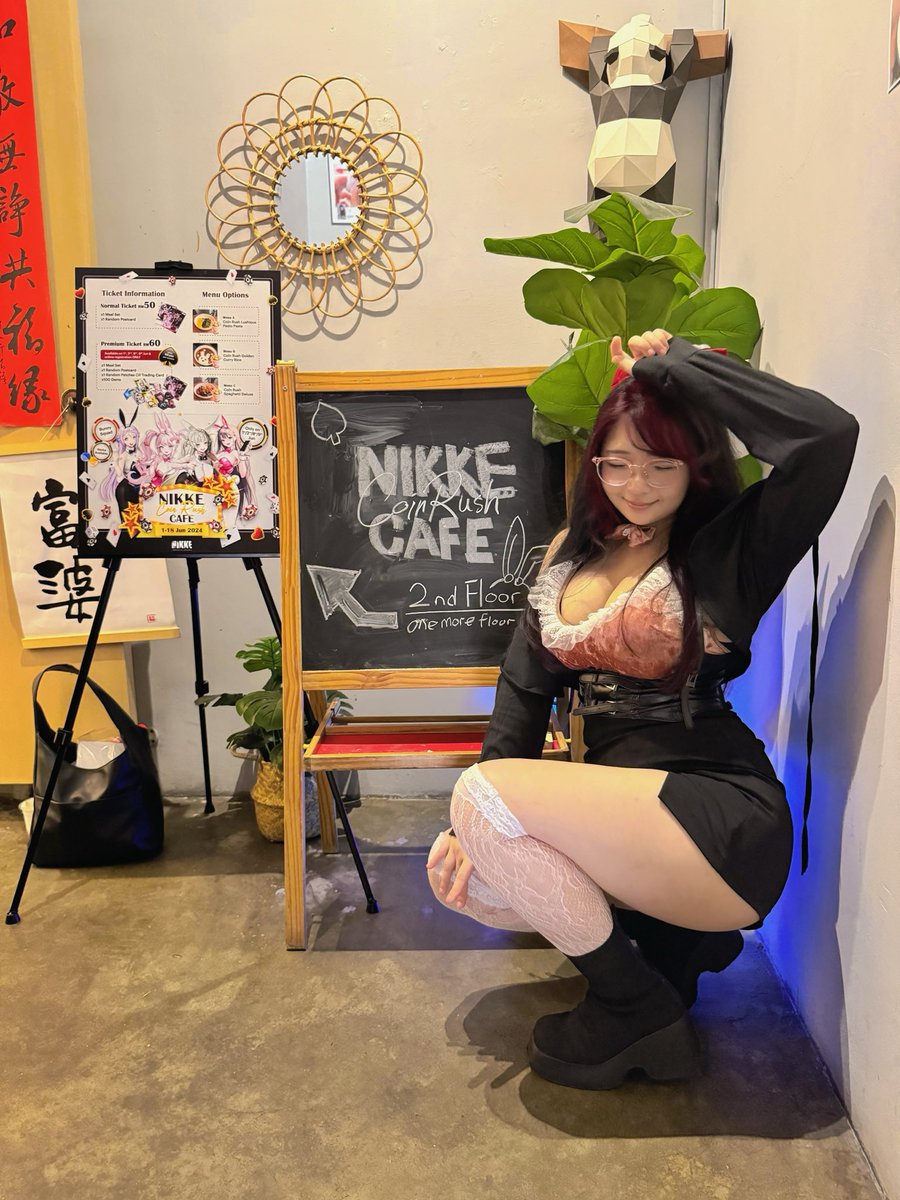 spicyebiii's tweet photo. happy to be invited @NIKKE_en ! 😳💕 #NIKKE #cosplay #bunnygirl #nikkemysg https://t.co/Tibc8dbb5o
