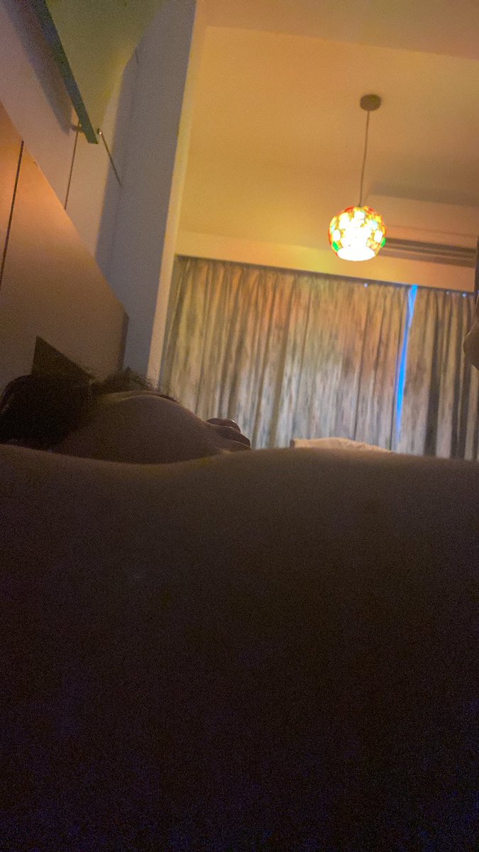 neenoi01's tweet photo. ป่วย = ไล่ไปหาหมอ 🙅🏻‍♀️
         = บินมาพาไปหาหมอ 🙆🏻‍♀️🤟🏻 https://t.co/7kcA0tGbqh