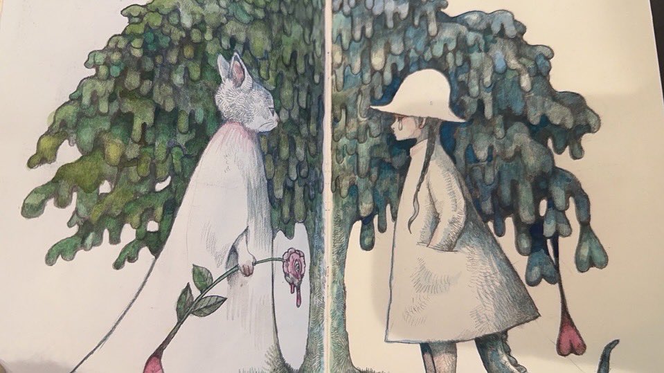 nekonoboris's tweet photo. I lost my precious sketchbook in the lounge at British Airwear or Heathrow Airport on 25 May. It is a tiny green GUCCI notebook.
 There are a number of drawings inside.
 If you have found it, please contact us.
 Praying for a miracle.

 (There is a photographic drawing inside).

 Contact.
 info@higuchiyuko.com