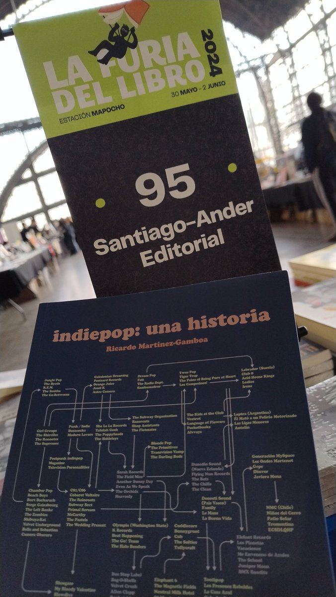 stgoandereditor's tweet photo. Hoy continuamos en @lafuriadellibro en @EstacionMapocho desde las 11 a las 20 hrs. Entrada liberada. Encuentra nuestras novedades:
📚 #TheStrokes, de @lezcanowalter
📚 #Indiepop, de @kyito1969
📚 #IntimateStranger, de @youarestranger
📚 #TwinPeaks, de @Martinservible
👇👇👇 https://t.co/N7bdryTjrG