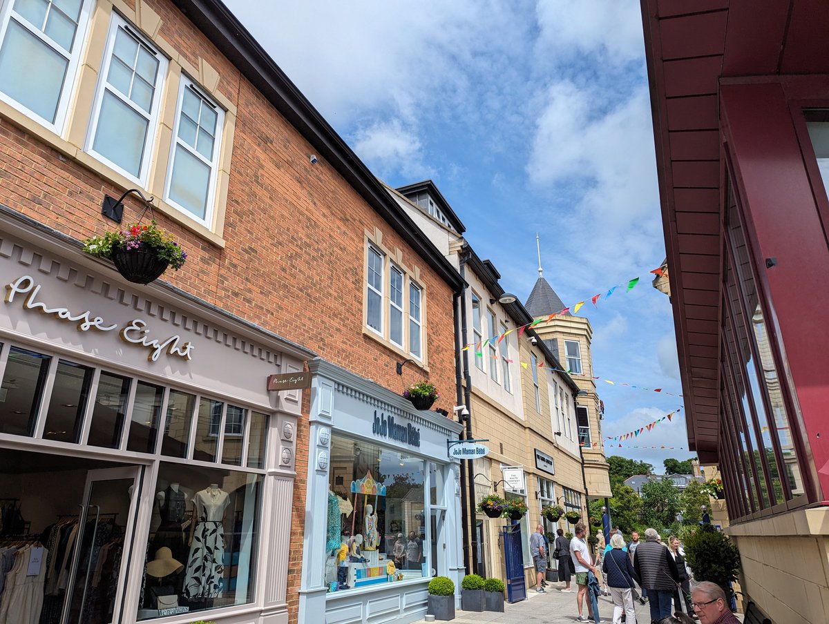 It's always good to visit the thriving <a href="/SandersonArcade/">Sanderson Arcade</a> at #Morpeth, where The White Company has just opened and Oliver Bonas and The Works are following soon 👍 #highstreet #highstreets #evolvingnotdying