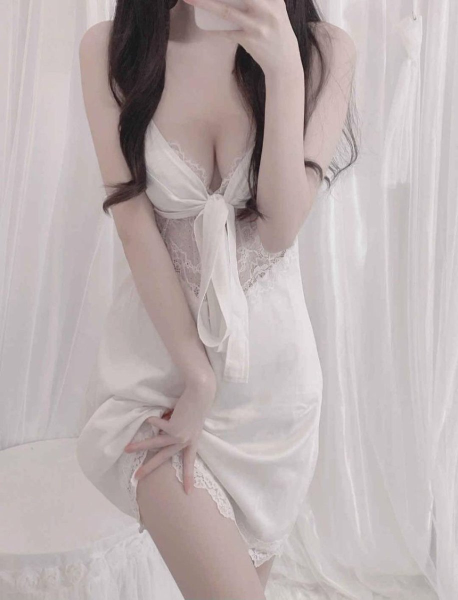 n204229's tweet photo. #台中約會
#傳播
#傳播妹
#喝酒
#慶生
#聚會
#三百店
#台中喝酒
#台中酒店
#台中約會
#台中八大 https://t.co/FA4XGB5mP2