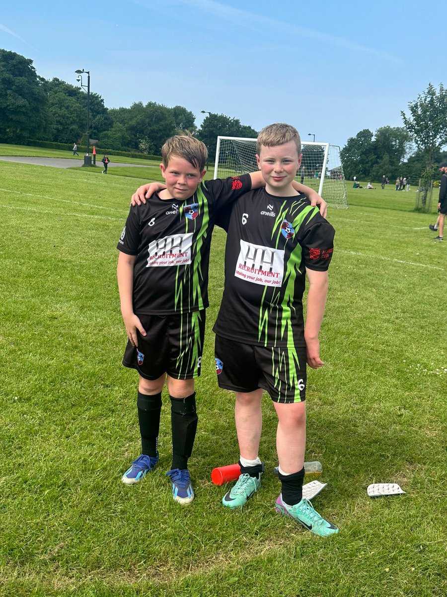 warnerrangU12's tweet image. Unlucky today boys, can’t fault your effort or attitude, kept going right to the final whistle 👌MOTM today goes to Louie and logger both excellent throughout and never stopped working well done boys 👏👏👏💪💪