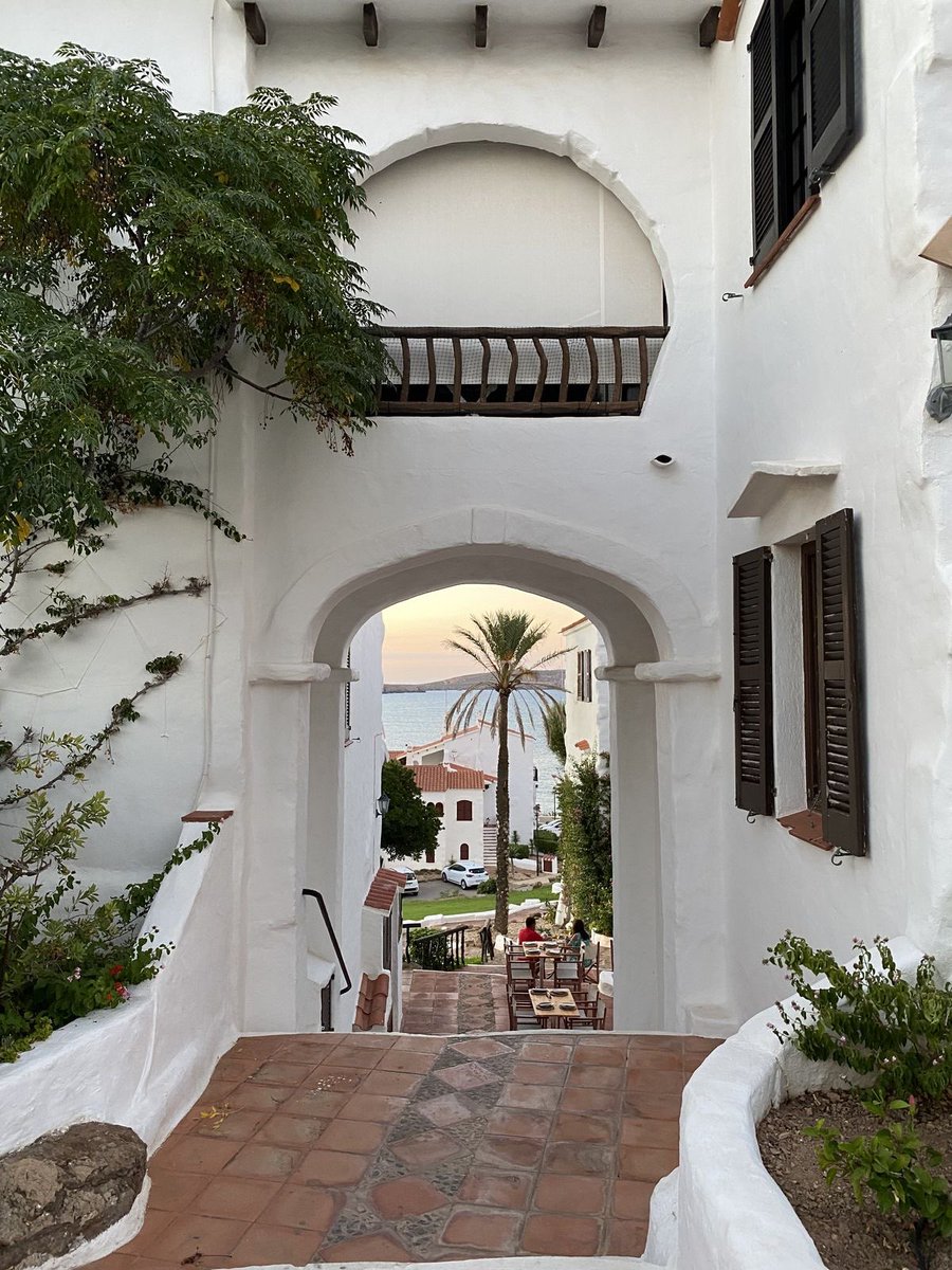 prehlude's tweet image. June