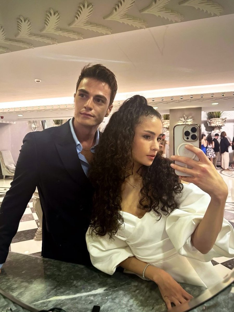 Akşama yeni bölüm #RecMel 
Recep Usta,Melis Minkari...

#AyBer #Kardeşlerim