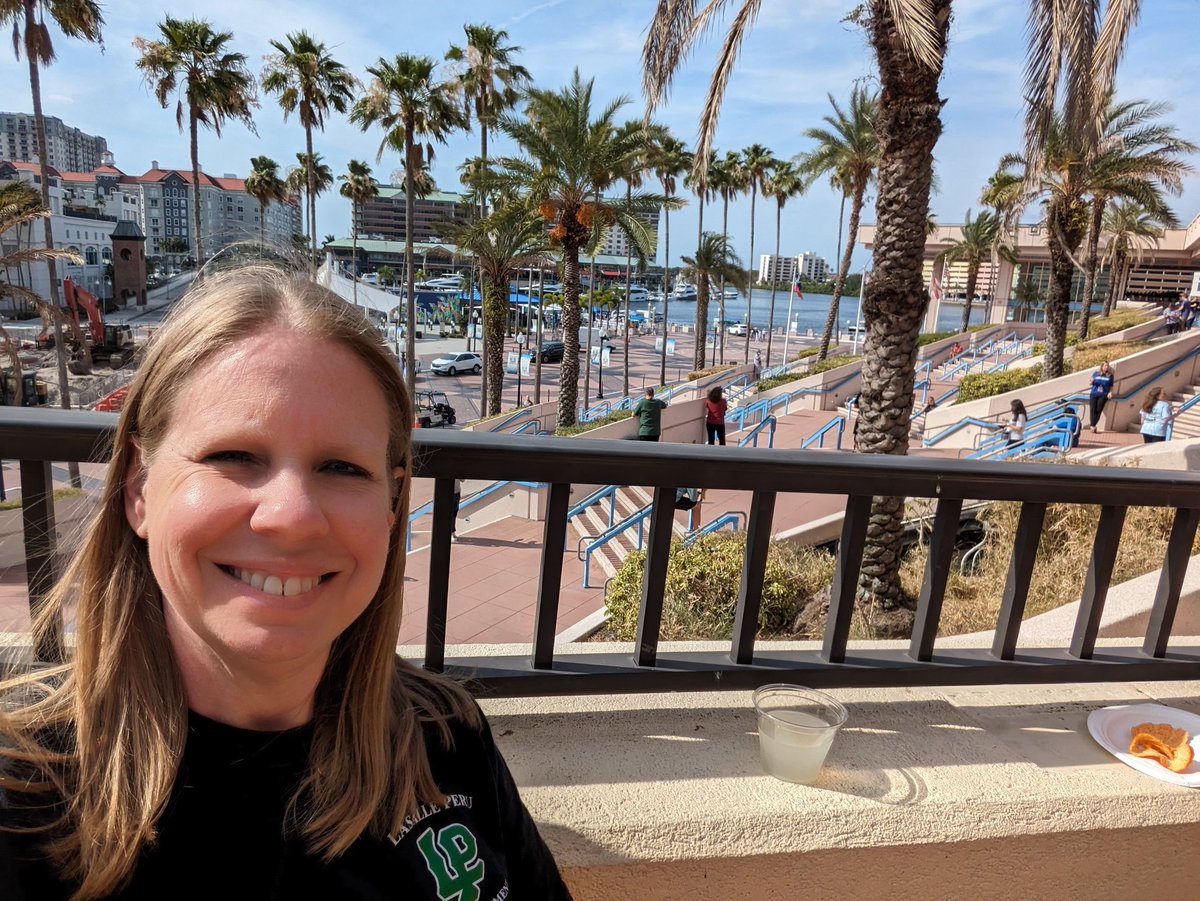LPmath330's tweet photo. AP Reading Day 1. Gorgeous weather and view in Tampa! https://t.co/o0KT9DnMhC