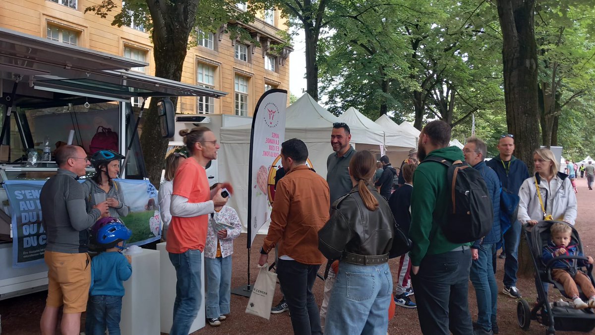 Interbev Grand Est (@interbevgdest) on Twitter photo Rdv #ATable du côté de #Macellum <a href="/VilledeMetz/">Ville de Metz</a> grâce au camion <a href="/LesFlexitariens/">Naturellement Flexitariens</a>
#ceuxquifontlaviande #loqualite <a href="/cda57/">ChambreAgriculture57</a> <a href="/ja57/">José Alberto Matias</a> @fbct Rdv #ATable du côté de #Macellum <a href="/VilledeMetz/">Ville de Metz</a> grâce au camion <a href="/LesFlexitariens/">Naturellement Flexitariens</a>
#ceuxquifontlaviande #loqualite <a href="/cda57/">ChambreAgriculture57</a> <a href="/ja57/">José Alberto Matias</a> @fbct