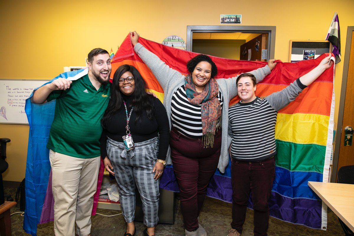GMU_COS's tweet photo. Happy pride month🌈✨
 @gmu_cos  is committed to fostering an inclusive environment that enables LGBTQ+ scholars and students to succeed.
We value your contributions, and we work to create a welcoming atmosphere where anyone can feel encouraged to pursue their interest in STEM! https://t.co/ghzxkl7jpZ
