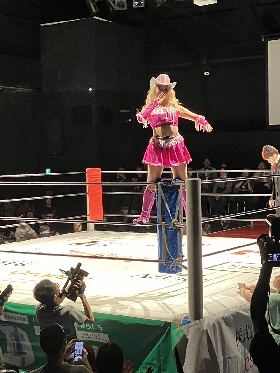 crDZVDEgLPUE5to's tweet photo. Evo女新木場大会をみんなで見た後は
焼肉食べてEvo女の大会の感想をみんなで
語りながら米粒を顔につけるまでが
プロレス観戦の楽しみ方！
#Evo女
#プロレス
#プロレスファン https://t.co/Jb6pW76o2v