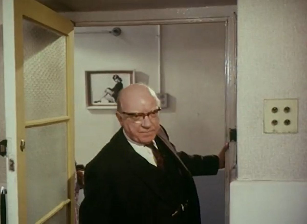 TalkingPicsTV's tweet photo. #ArthurLowe discovers a lot of problems in A HOLE LOT OF TROUBLE (1969) 5:25pm with #BillMaynard #VictorMaddern #TimBarrett comedy featurette #TPTVsubtitles https://t.co/YXSxLtCR9G